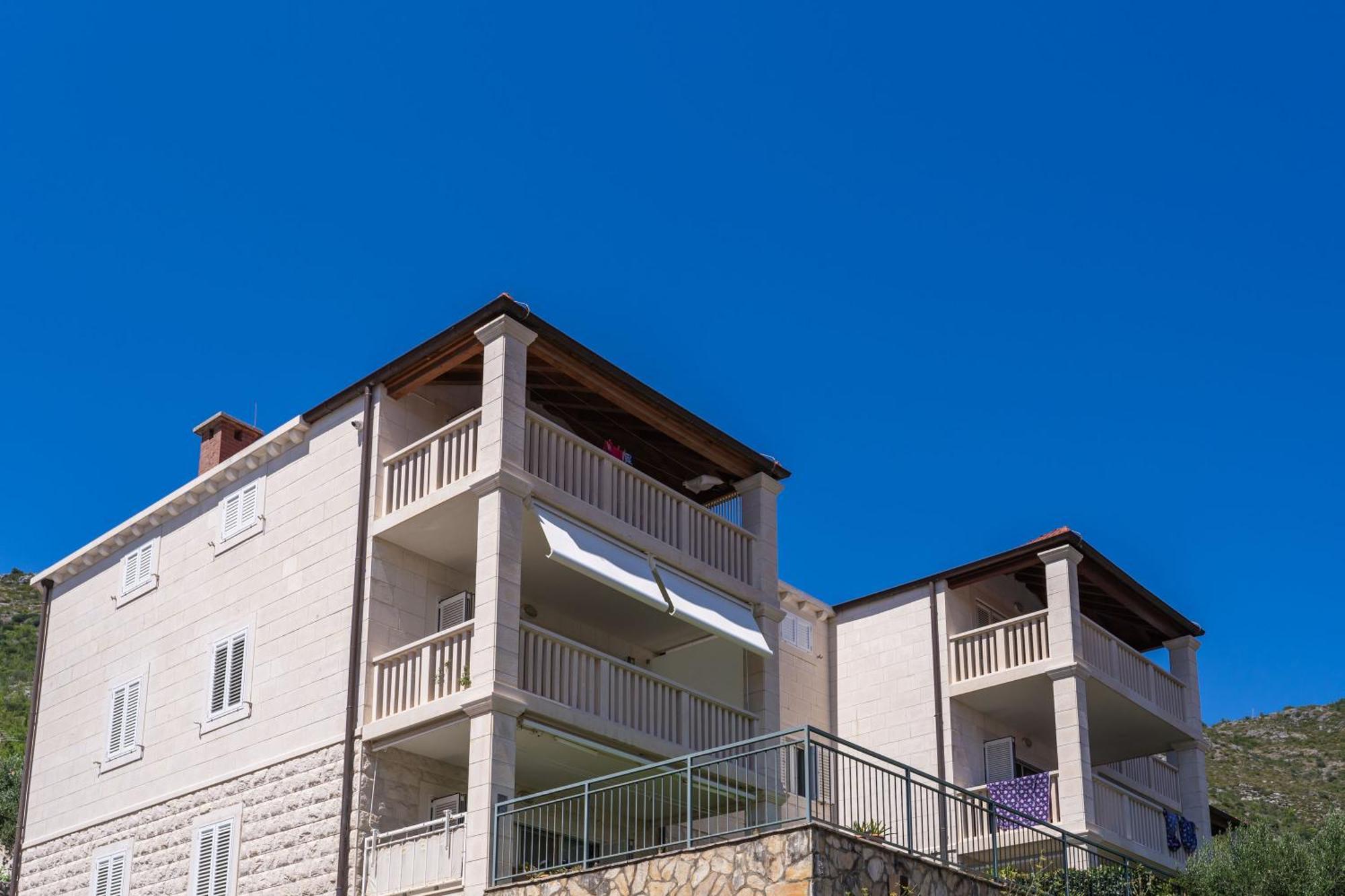 Seaview Elegance Apartment Затон Экстерьер фото