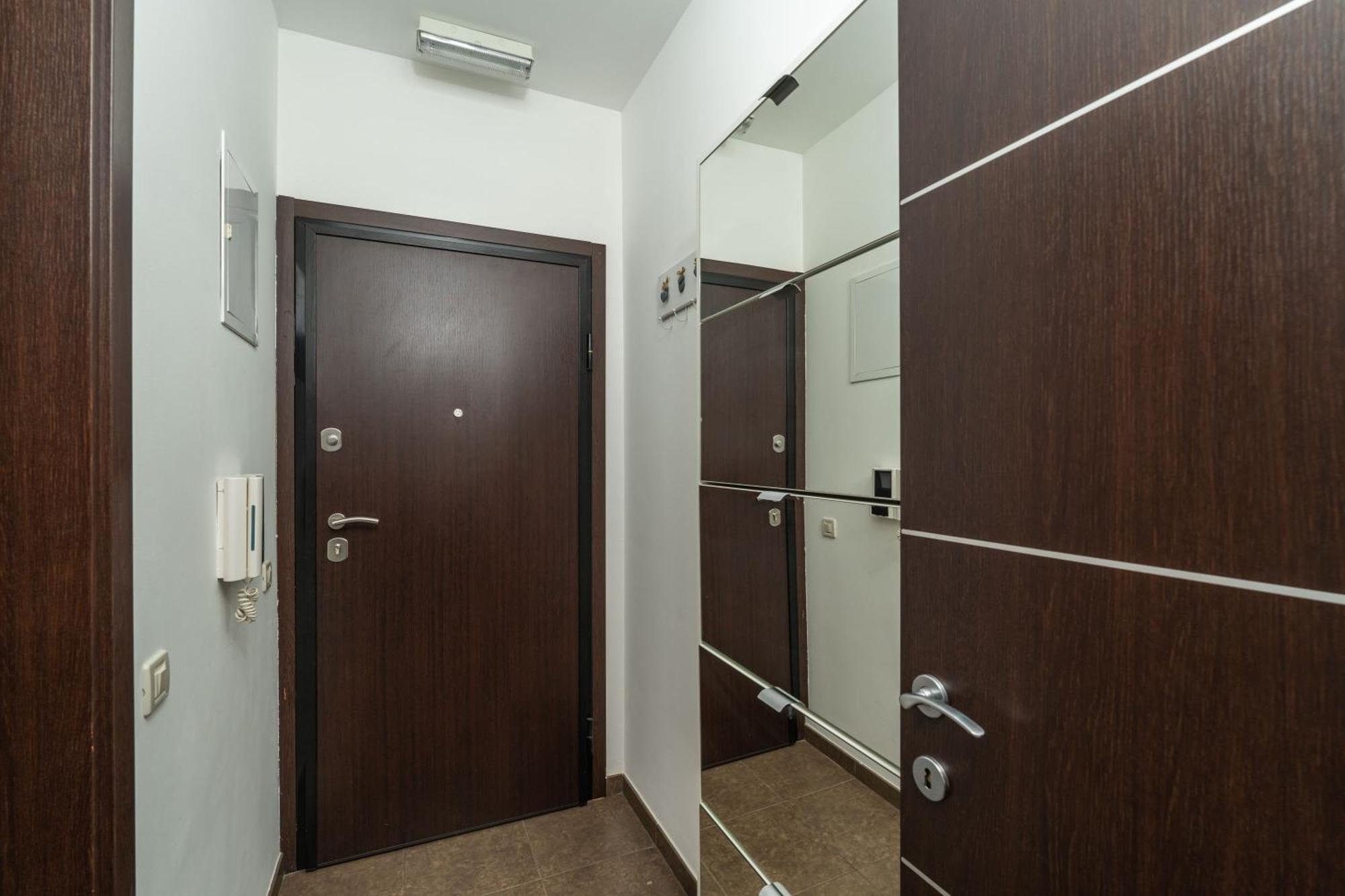 Seaview Elegance Apartment Затон Экстерьер фото