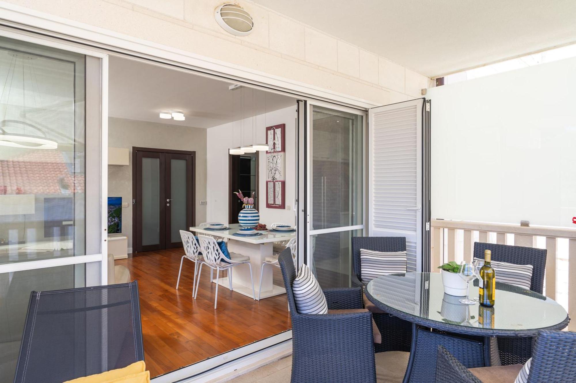 Seaview Elegance Apartment Затон Экстерьер фото